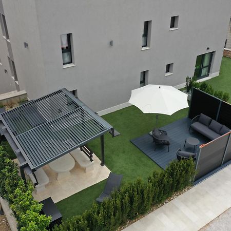 Apartament Grey House Bol Zewnętrze zdjęcie