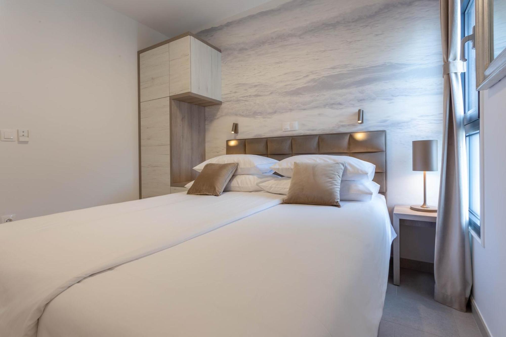 Apartament Grey House Bol Zewnętrze zdjęcie