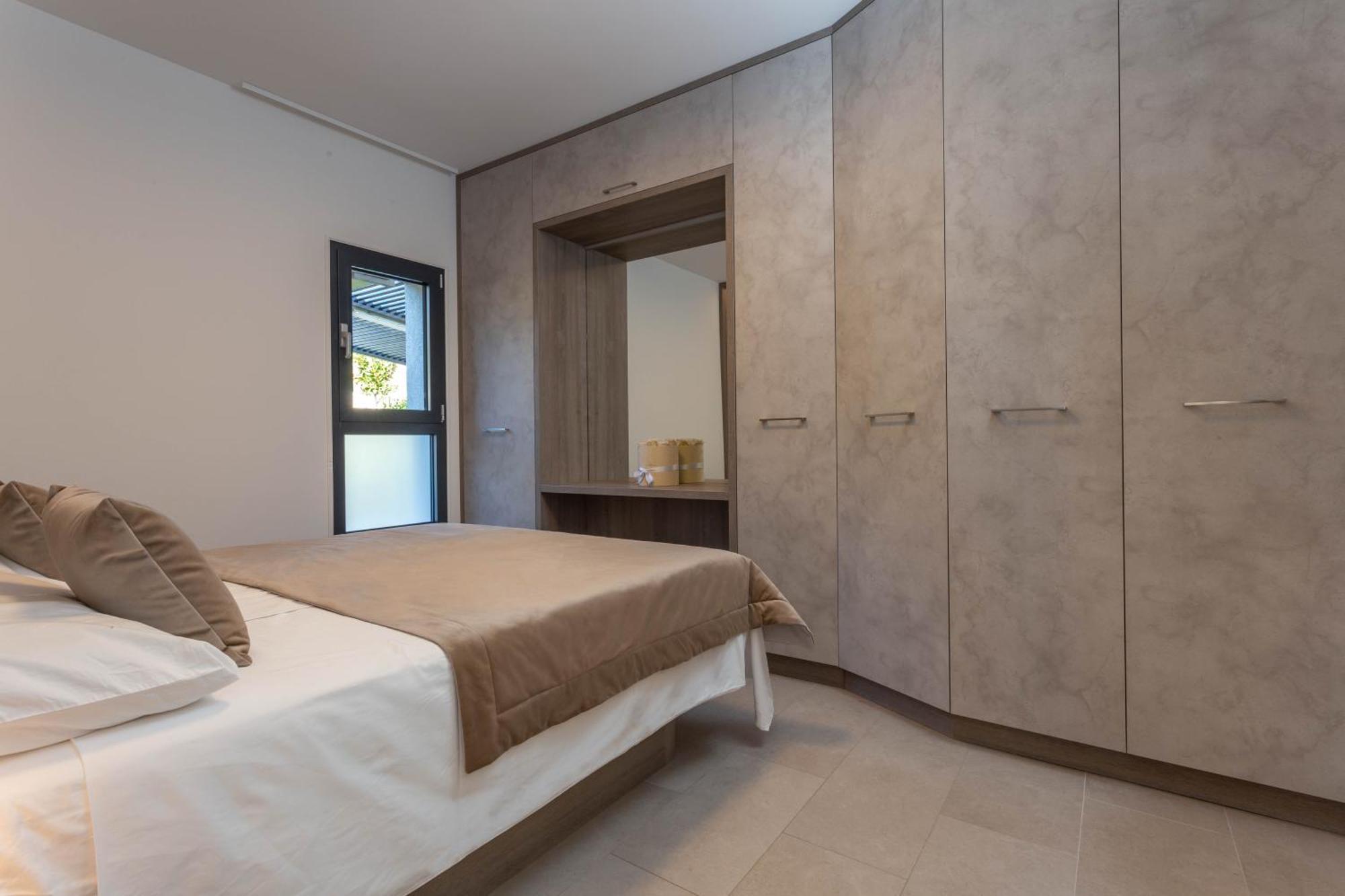 Apartament Grey House Bol Zewnętrze zdjęcie